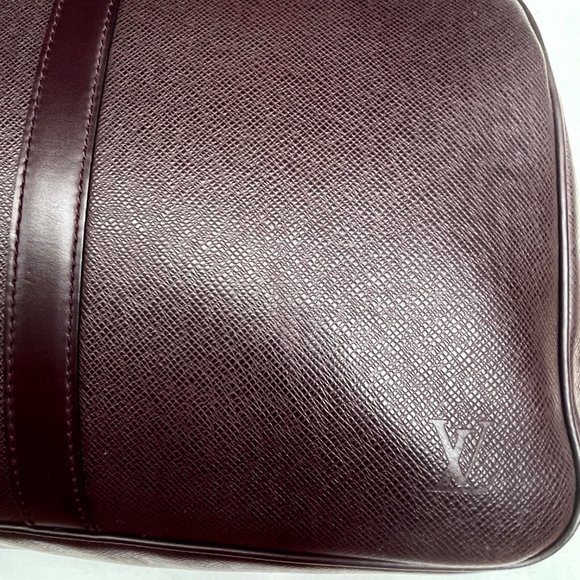 Auc Louis Vuitton Vintage - Taiga Kendall Travek bag - Picture 13 of 17